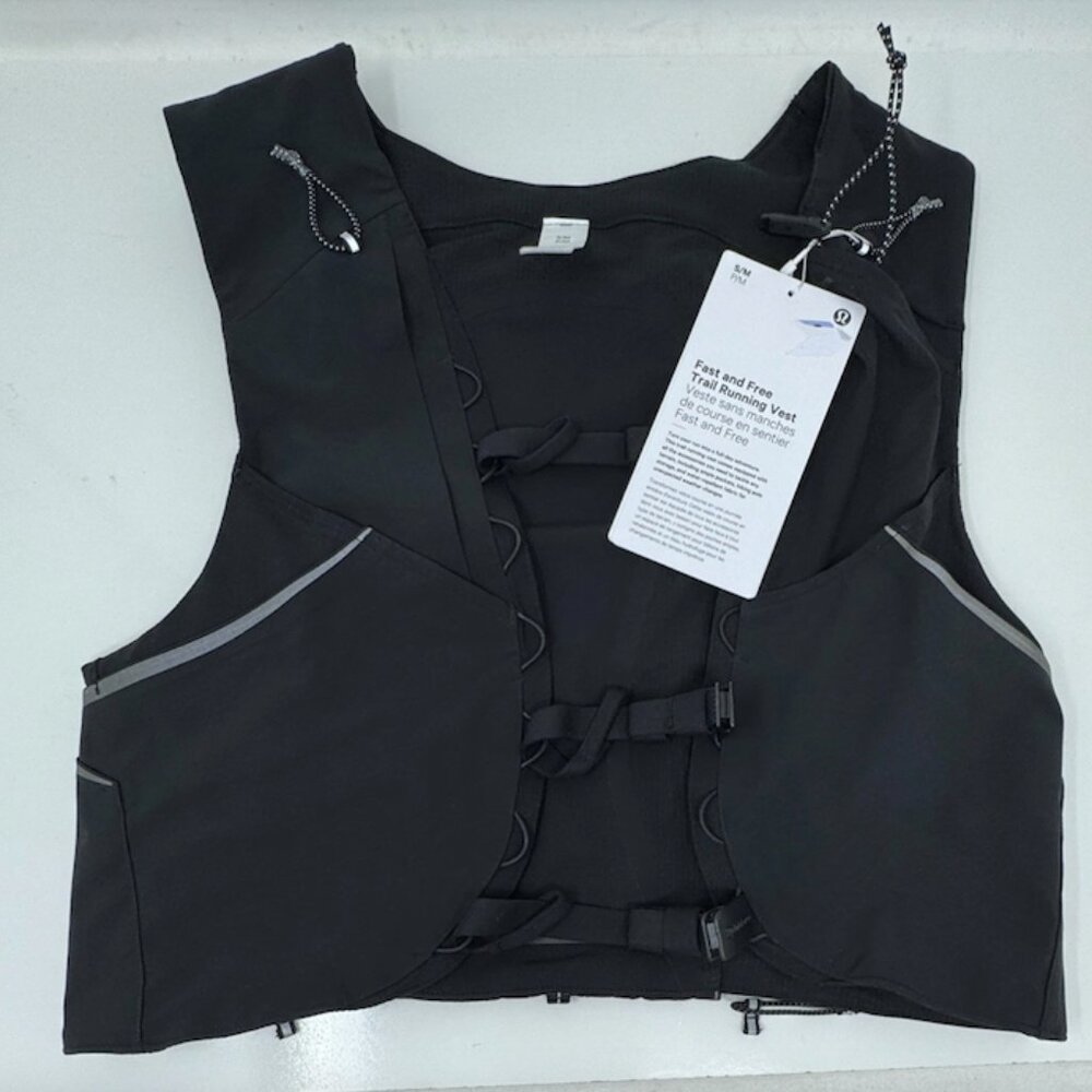 Lululemon Fast and Free Trail Running Vest size XS/S NWT BLACK unisex 28-33"